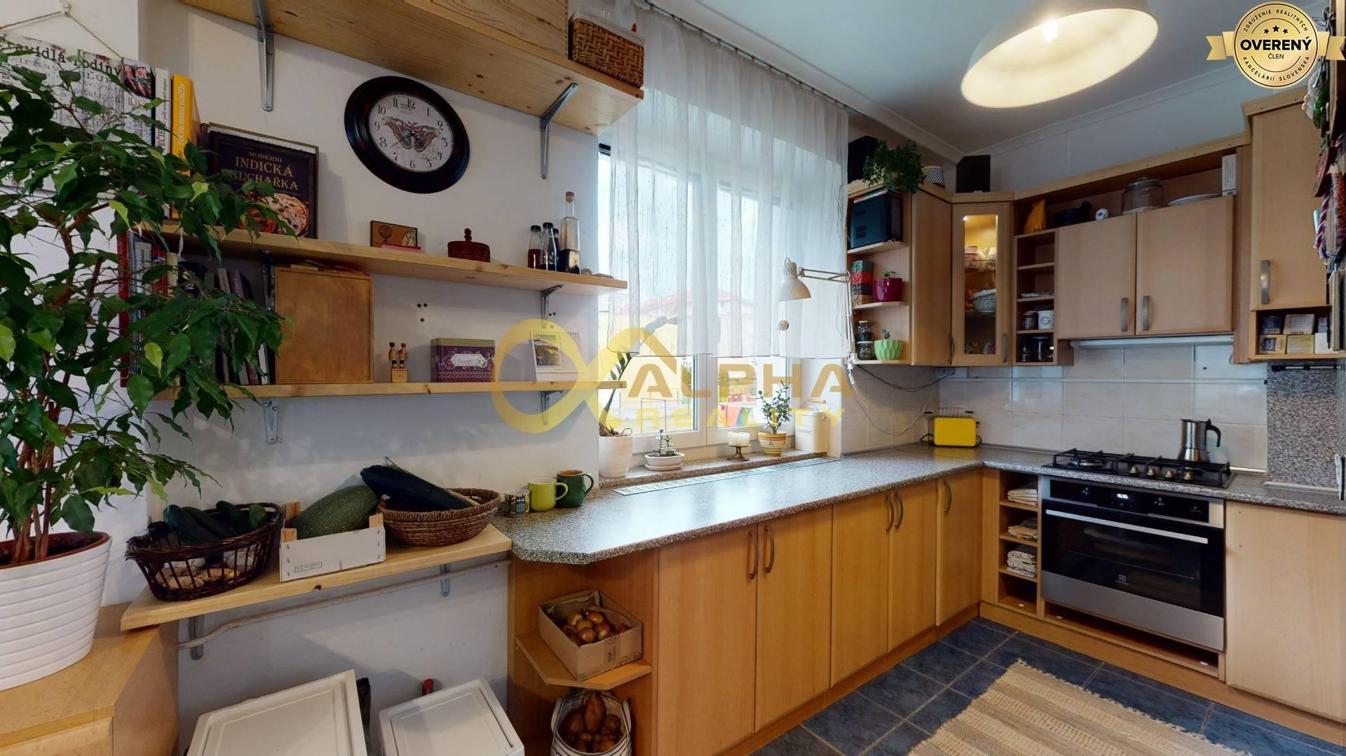 EXKLUZÍVNE 3 izbový byt, centrum, Spišská Nová Ves