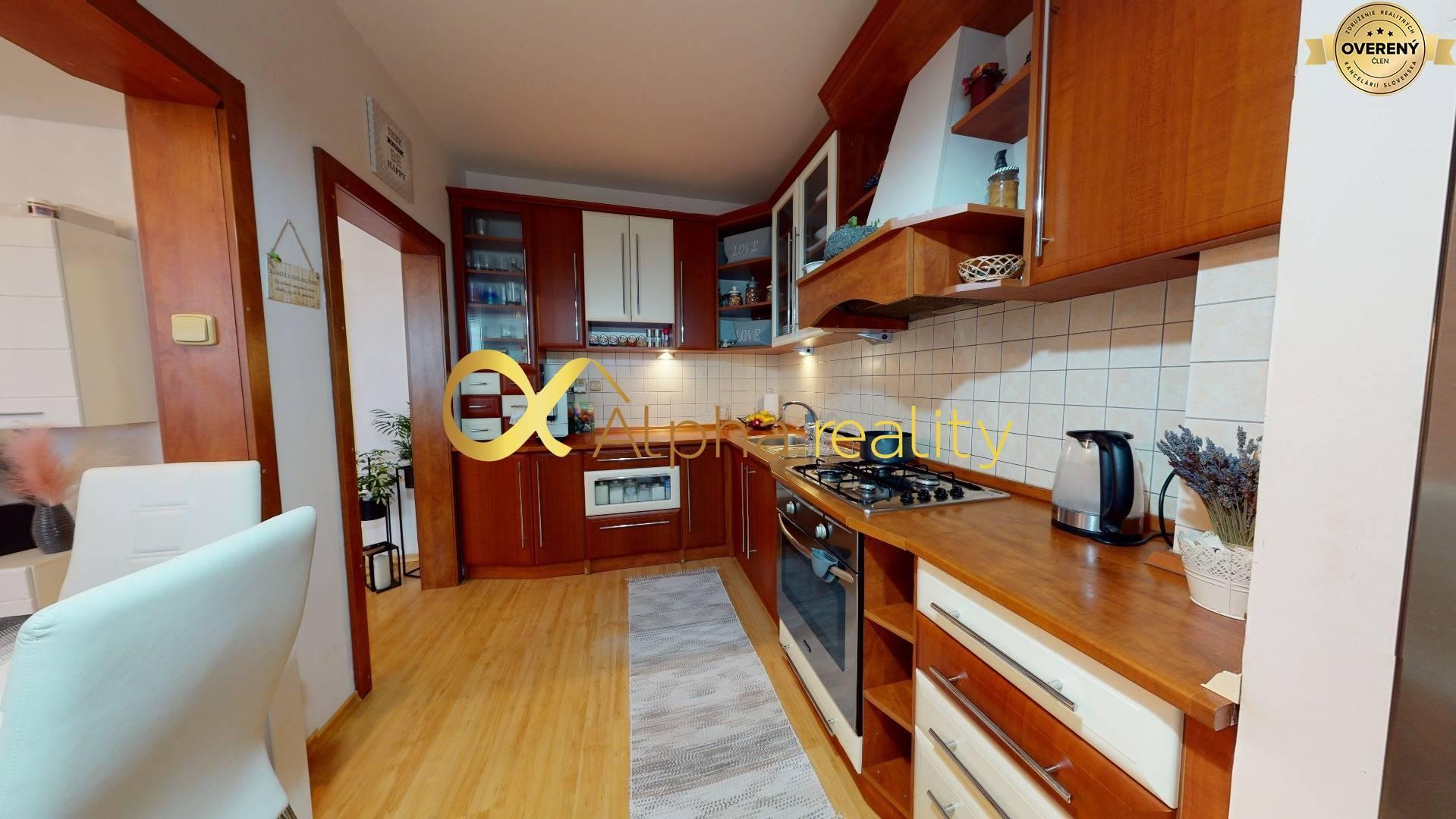REZERVOVANÉ 3 izbový byt s loggiou, sídl. Západ, Spišská Nová Ves