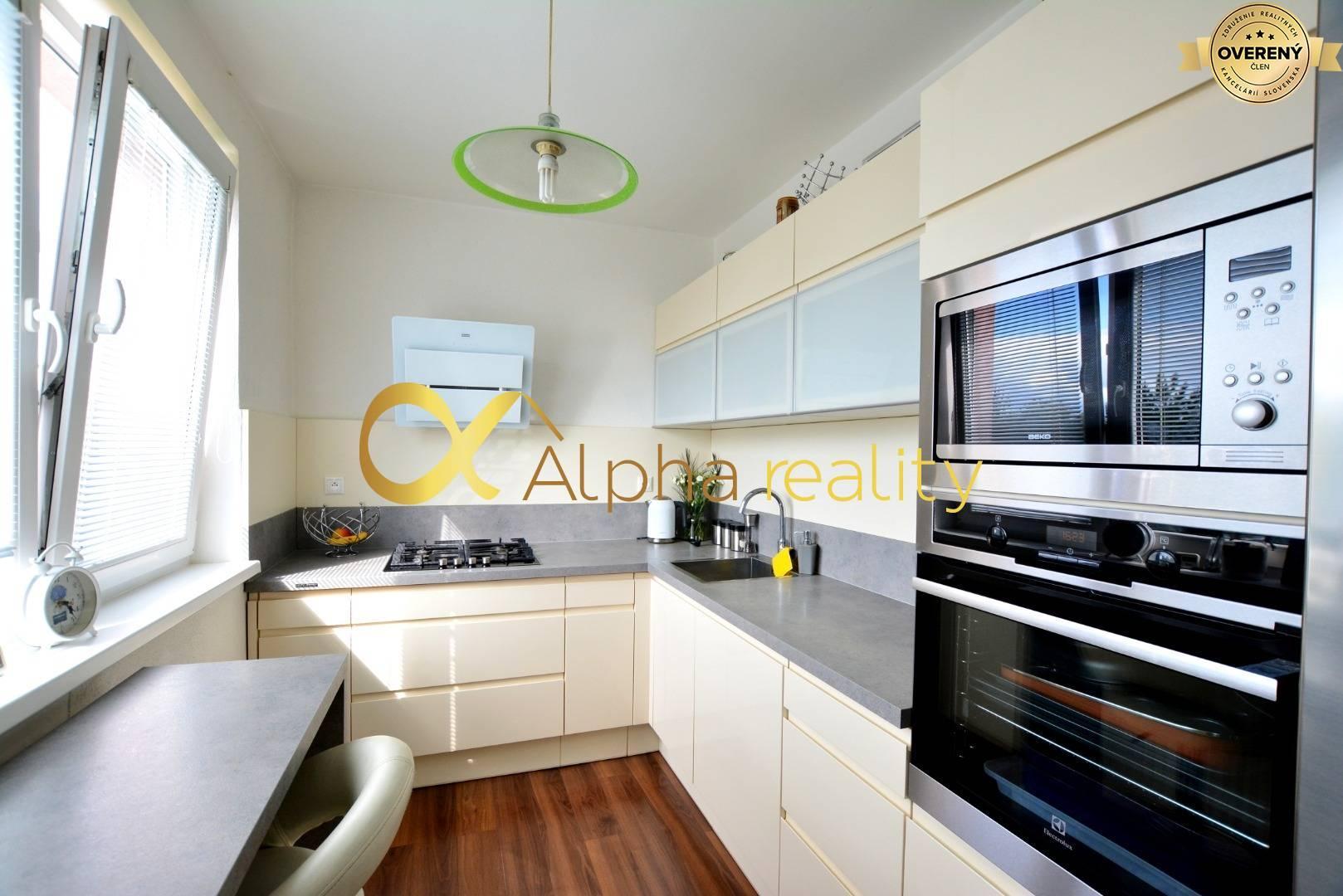 3 izbový byt s loggiou, sídlisko Tarča, Spišská Nová Ves