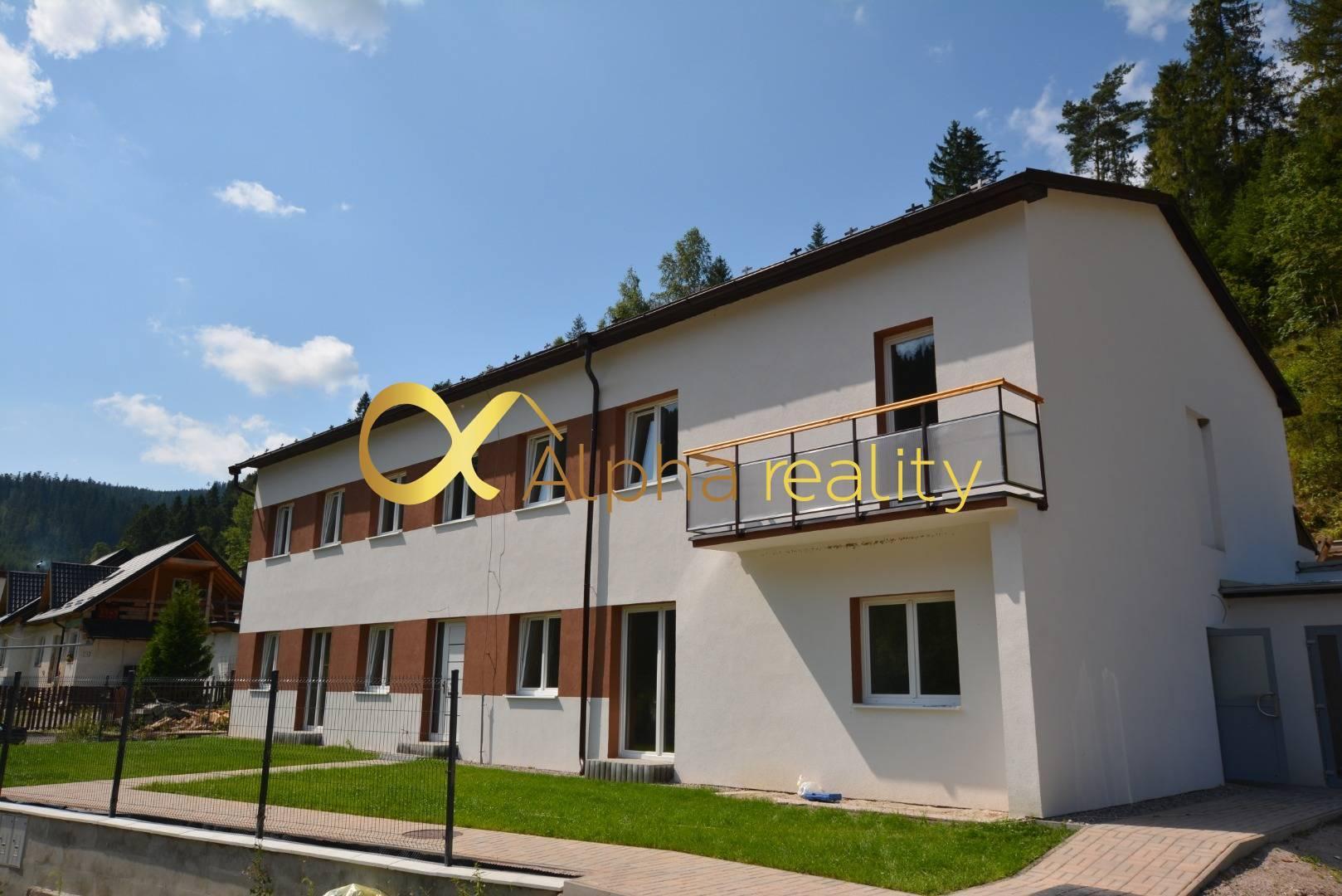 3 izbový byt s predzáhradkou, Novoveská Huta