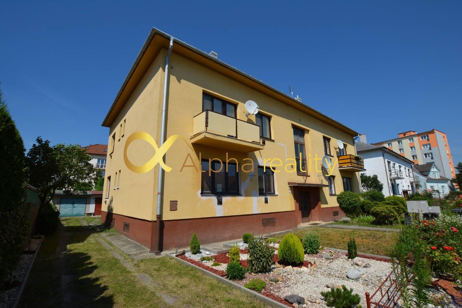 3 izbový byt s garážou a záhradkou, centrum Sp.N.Ves