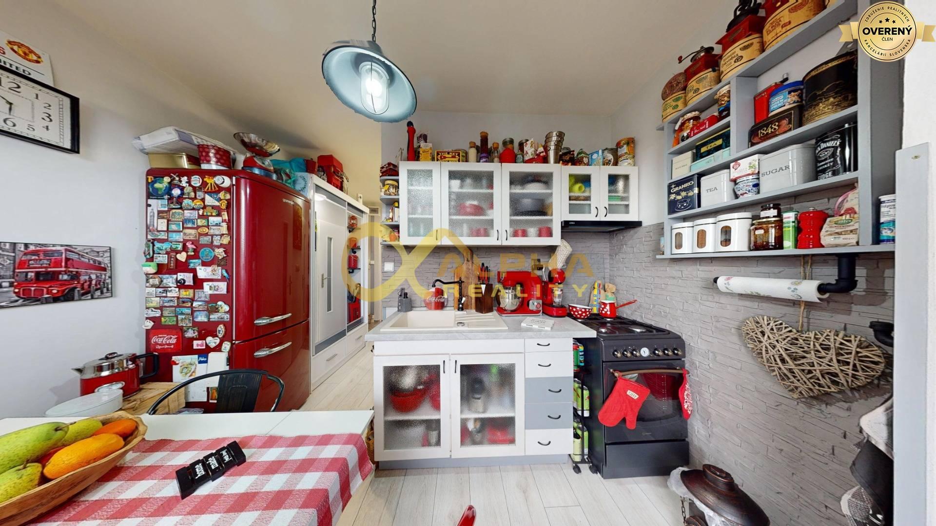 EXKLUZÍVNE 1i byt s loggiou, sídlisko Západ, Spišská Nová Ves