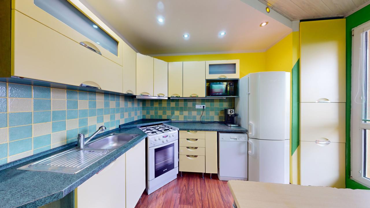 2 izbový byt s loggiou, sídlisko Pod vinicou, Levoča