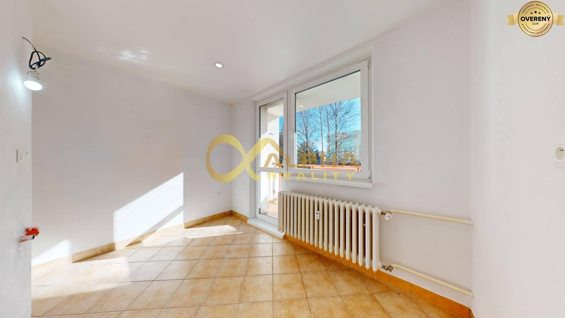 EXKLUZÍVNE 1 izbový byt s 2 loggiami, Trieda 1.mája, Spišská Nová Ves