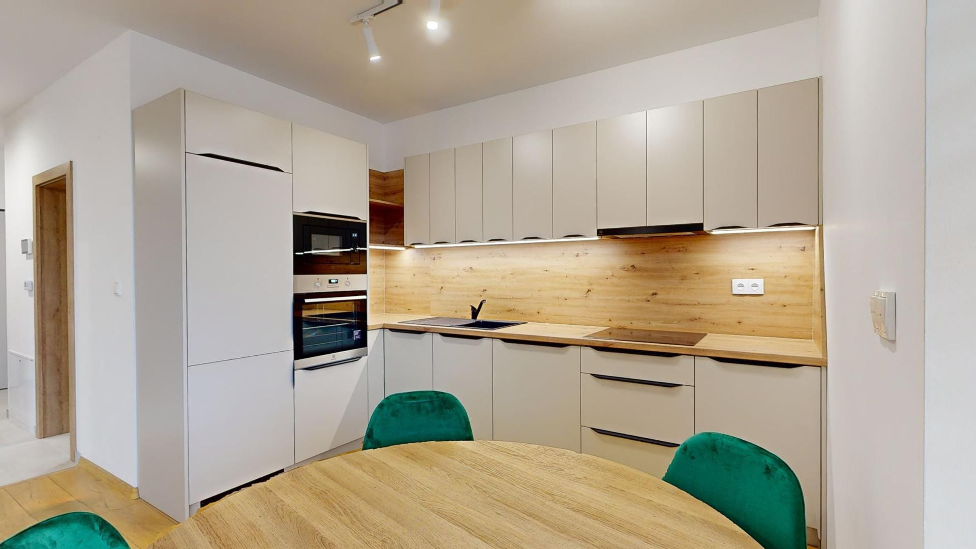 Prenájom 2i byt s balkónom, Zelené údolie, Spišská Nová Ves