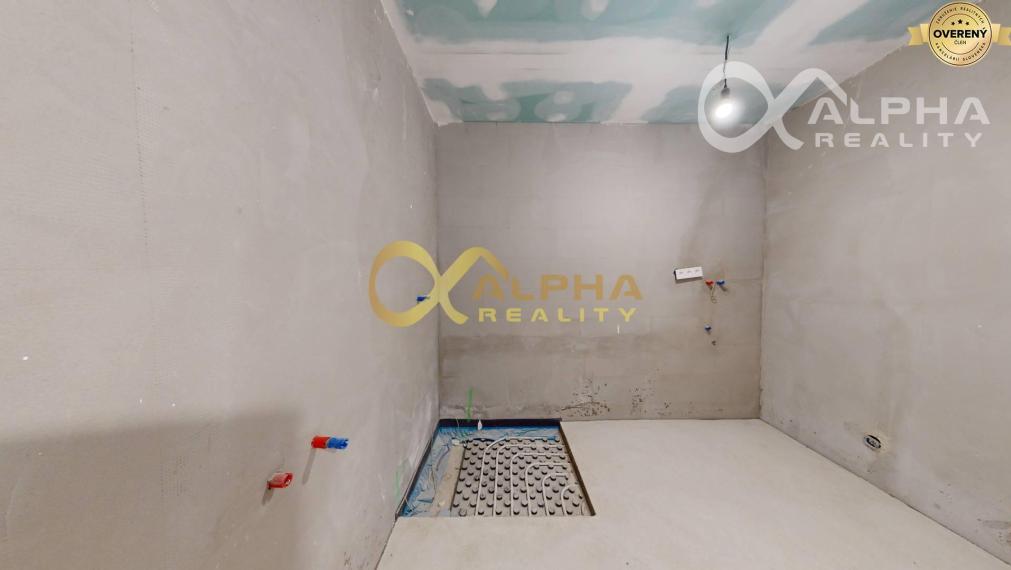 Exkluzívne 2i apartmán, balkón, 86m2, centrum, Sp. Nová Ves