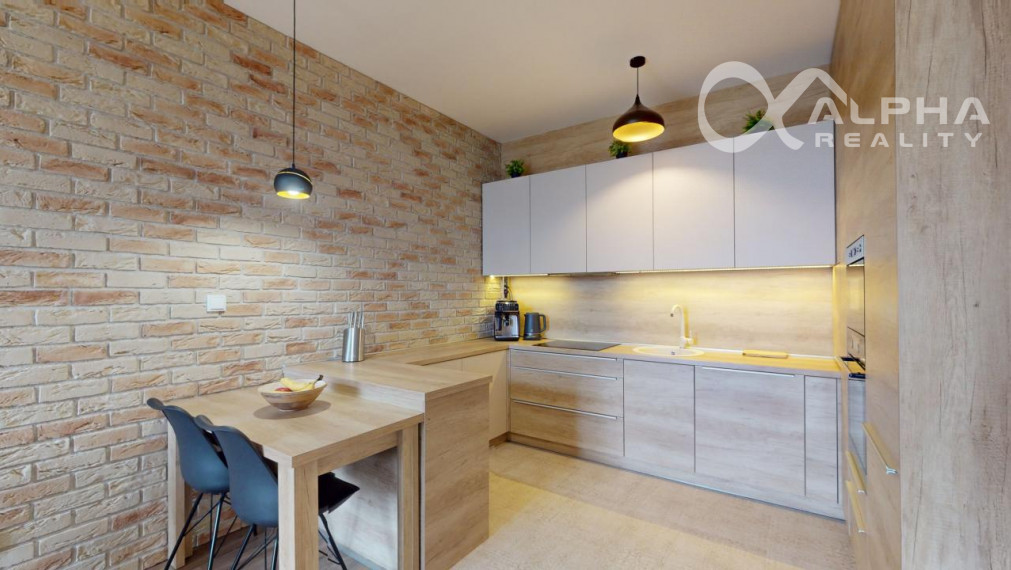 EXKLUZÍVNE 3 izbový byt s balkónom a 2 parkovacími miestami, Iglovia, Spišská Nová Ves