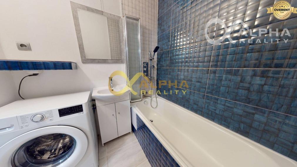 Prenájom: 4 izbový byt s loggiou, sídlisko Mier, Sp.N.Ves