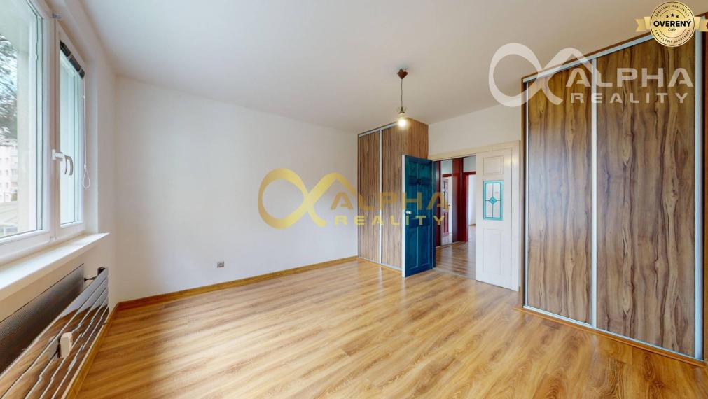 Prenájom: 4 izbový byt s loggiou, sídlisko Mier, Sp.N.Ves