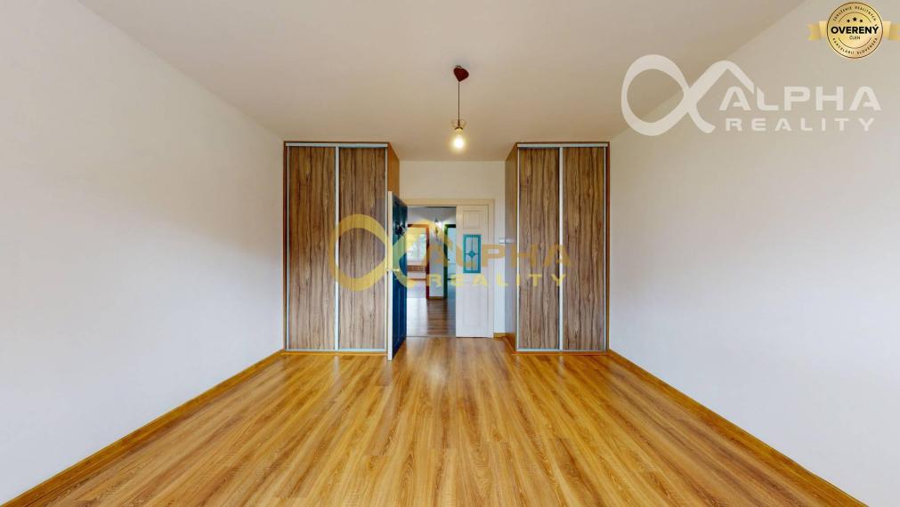 Prenájom: 4 izbový byt s loggiou, sídlisko Mier, Sp.N.Ves