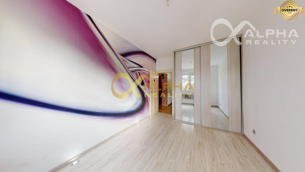 Prenájom: 4 izbový byt s loggiou, sídlisko Mier, Sp.N.Ves