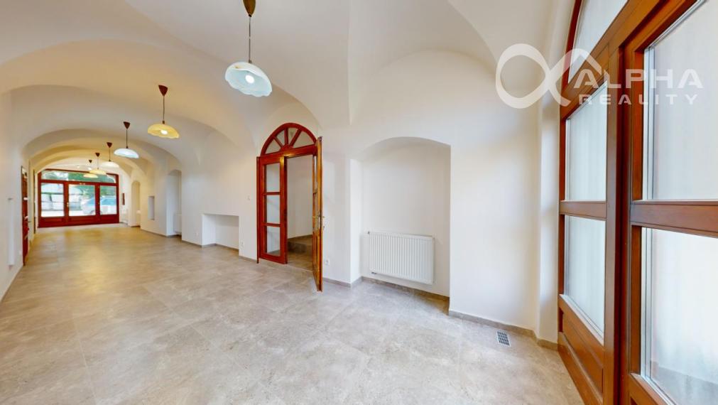 Polyfunkčný priestor na predaj, 66,5m2+pivnica 38m2, Zimná ul., Spišská Nová Ves