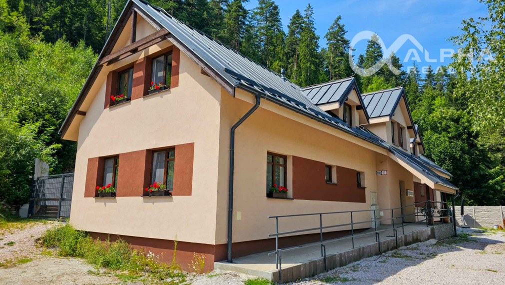 EXKLUZÍVNE 4i mezonet s pozemkom a parkovaním, Novoveská Huta, Spišská Nová Ves