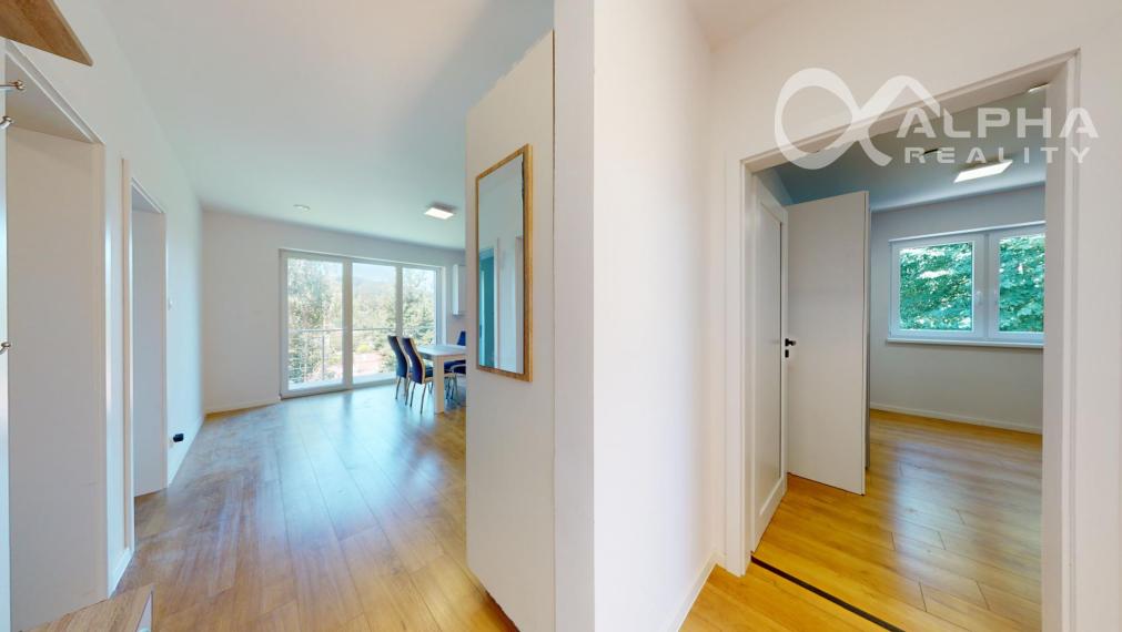 Prenájom 4i byt v rodinnom dome s parkovaním, Novoveská Huta