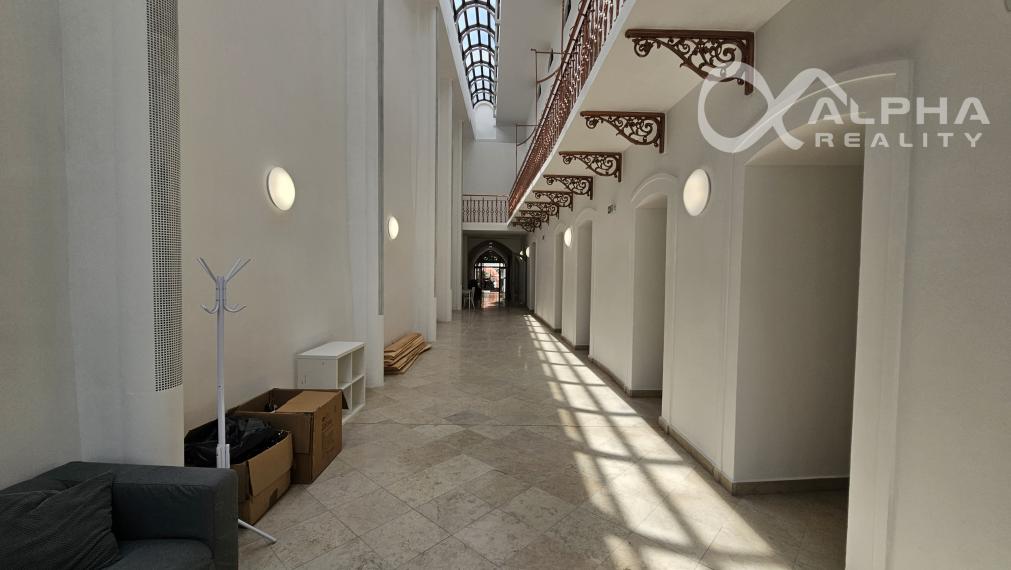 Prenájom obchodných priestorov, 268m2, Letná ulica, Spišská Nová Ves