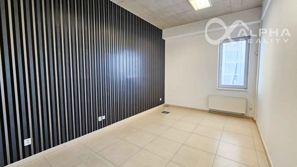 Prenájom kancelársky priestor 16,7 m2, Spišská Nová Ves