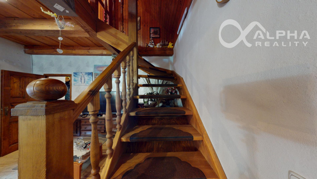 EXKLUZÍVNE: Rodinný dom, obec Poráč, okres Spišská Nová Ves