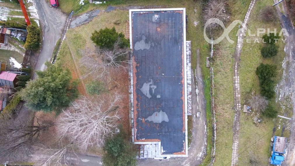 Budova s pozemkom, obec Helcmanovce, okres Gelnica