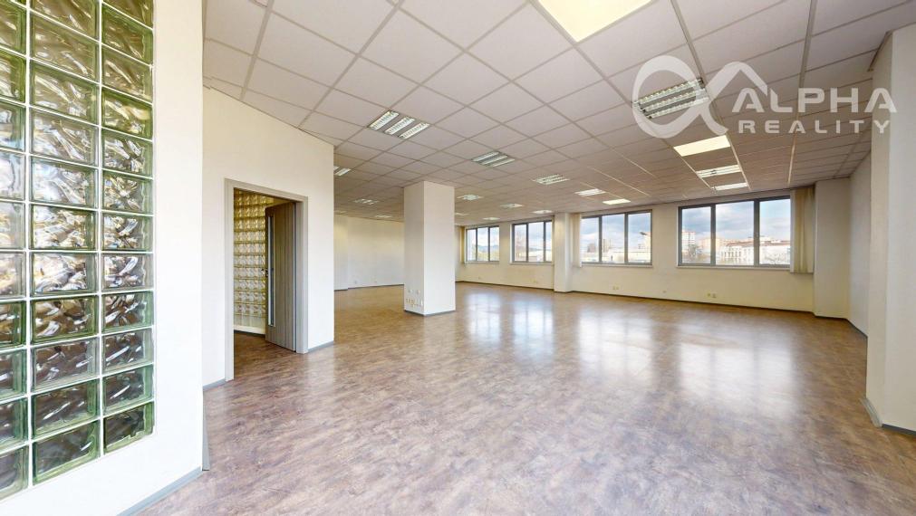 Prenájom: Polyfunkčný priestor, Radlinského, Spišská Nová Ves