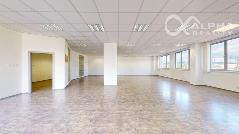 Prenájom: Polyfunkčný priestor, Radlinského, Spišská Nová Ves