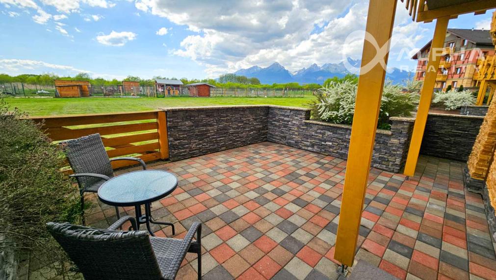 EXKLUZÍVNE 2i apartmán s terasou, garážovým státím, Veľká Lomnica