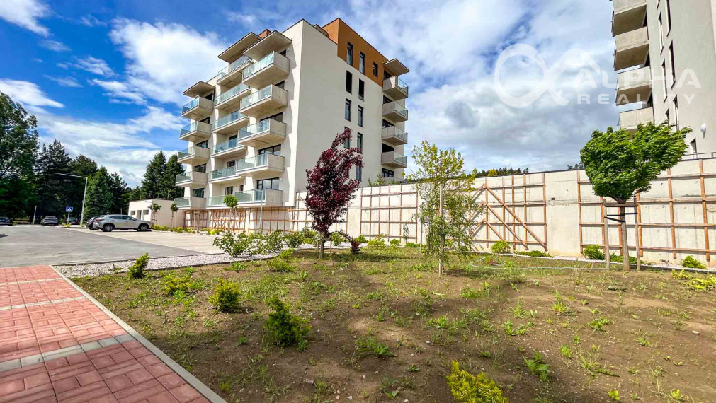 3i byty s balkónom a garážovým státím, Zelené údolie, Sp. Nová Ves