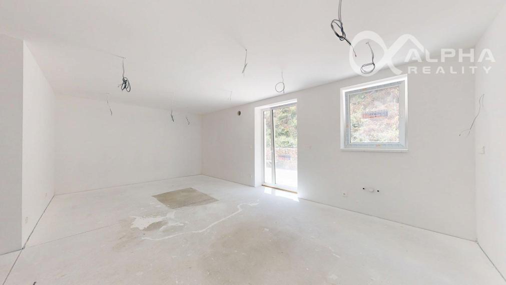 EXKLUZÍVNE 3i byt 113,09m2 s terasou, parkovaním, Nov. Huta