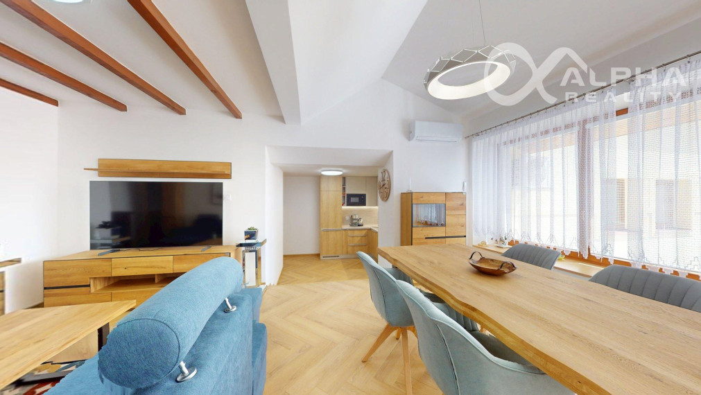 Exkluzívny 2 izbový byt s parkovaním, centrum, Spišská Nová Ves