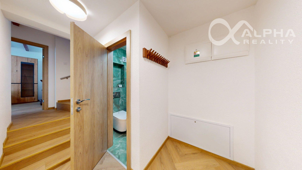 Exkluzívny 2 izbový byt s parkovaním, centrum, Spišská Nová Ves