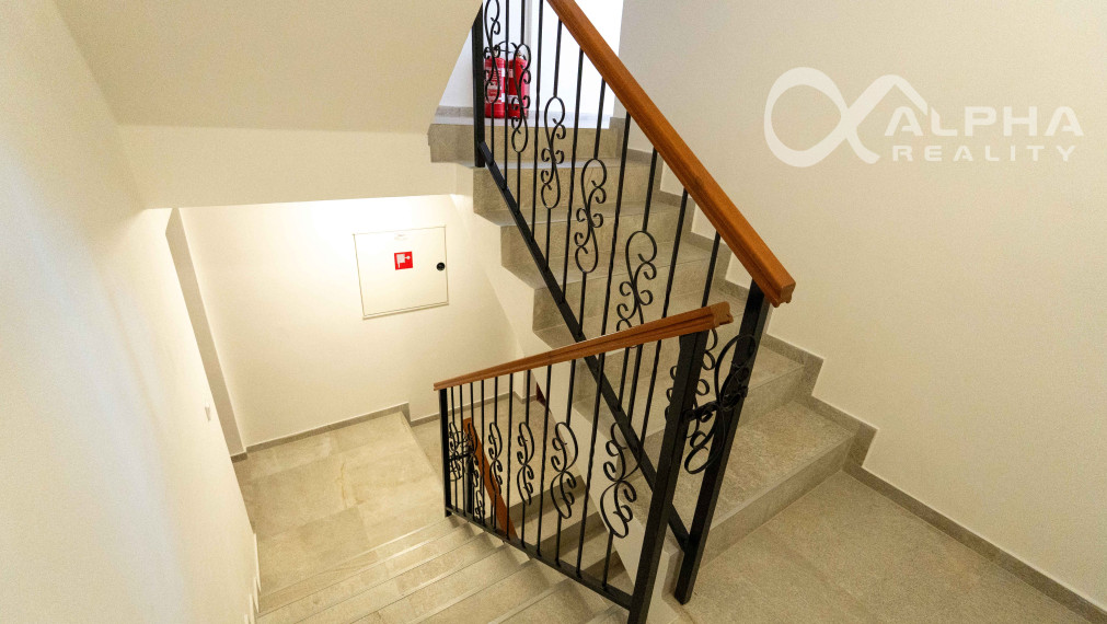 Exkluzívny 2 izbový byt s parkovaním, centrum, Spišská Nová Ves