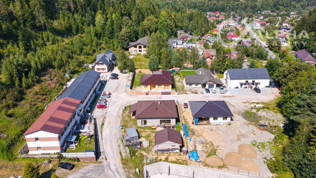 EXKLUZÍVNE 3i byt 113,09m2 s terasou, parkovaním, Nov. Huta