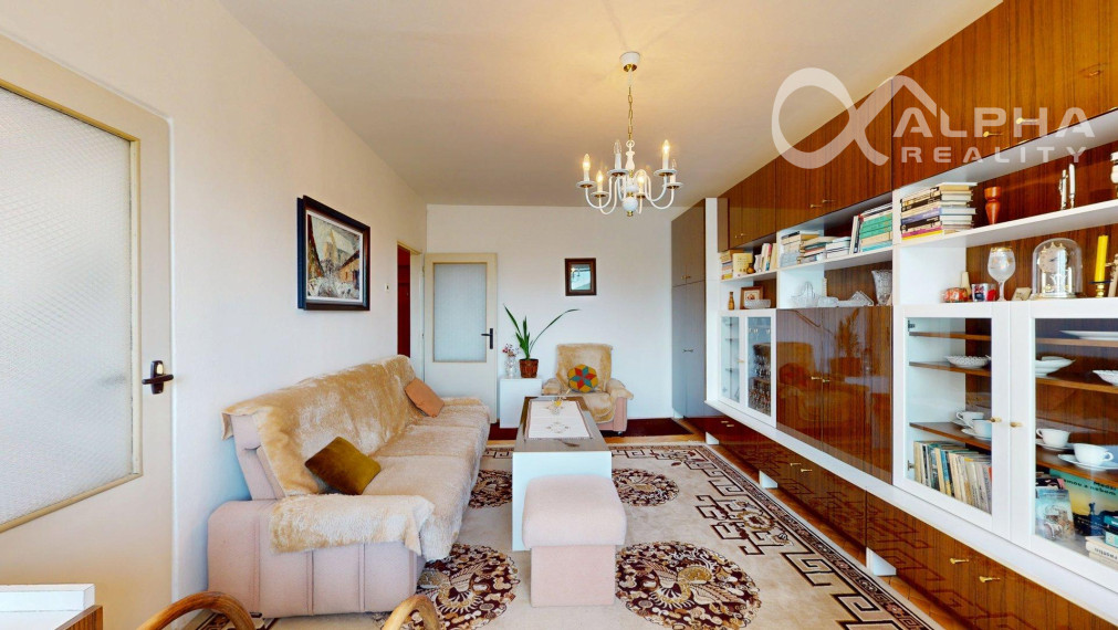 Exkluzívne 3i byt, 2 loggie, centrum, Spišská Nová Ves