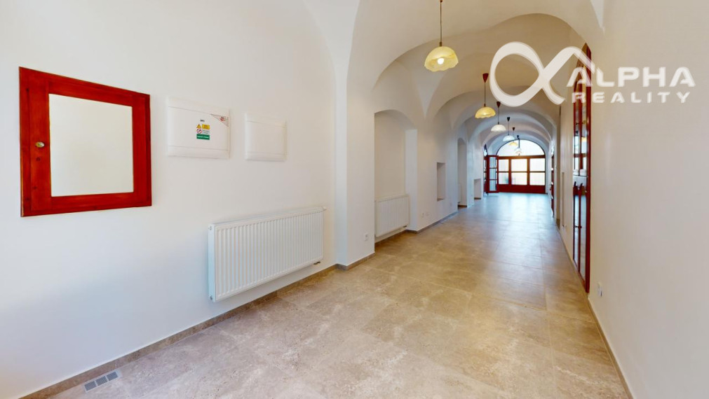 Prenájom obchodný, kancelársky priestor, centrum, Sp. N. Ves