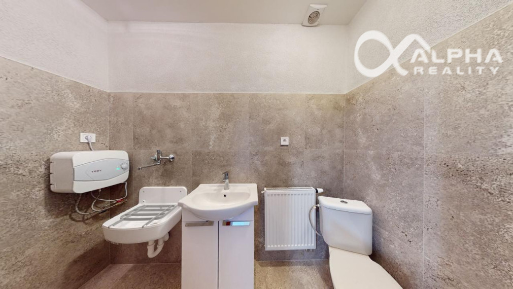 Prenájom obchodný, kancelársky priestor, centrum, Sp. N. Ves