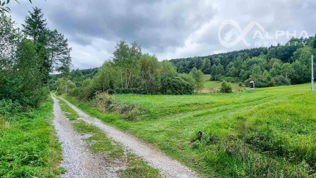 Pozemok obec Nálepkovo, časť Zahájnica