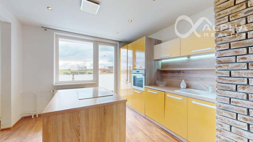 EXKLUZÍVNE 2i byt s loggiou, sídl. Mier, Spišská Nová Ves