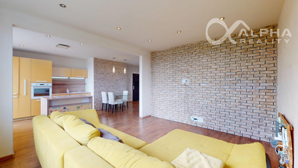 EXKLUZÍVNE 2i byt s loggiou, sídl. Mier, Spišská Nová Ves