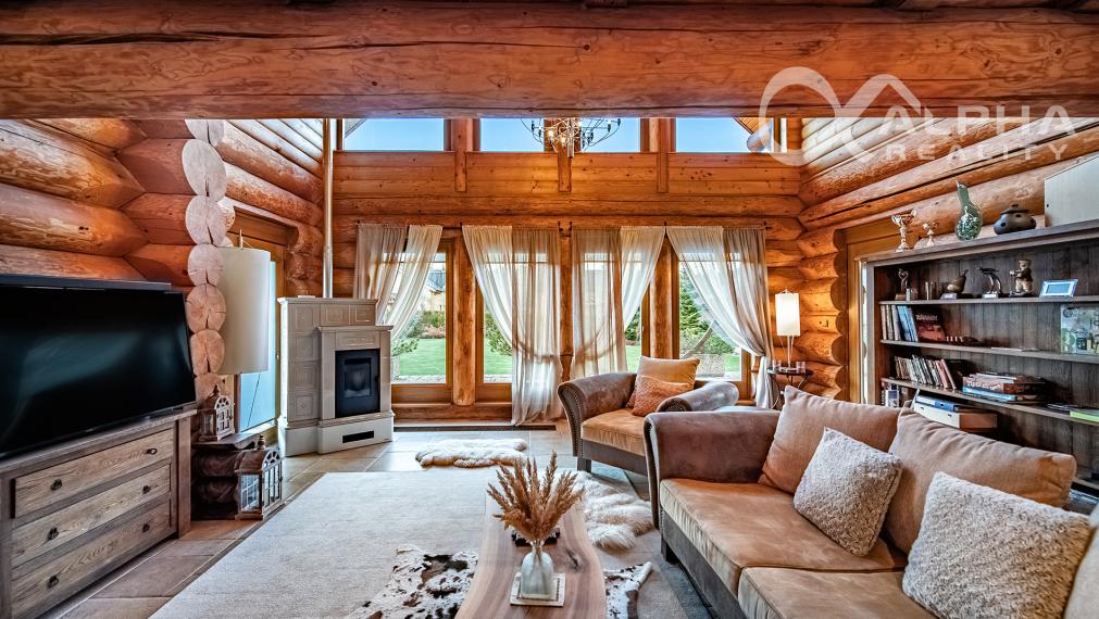 Zrubový rodinný dom, Veľká Lomnica