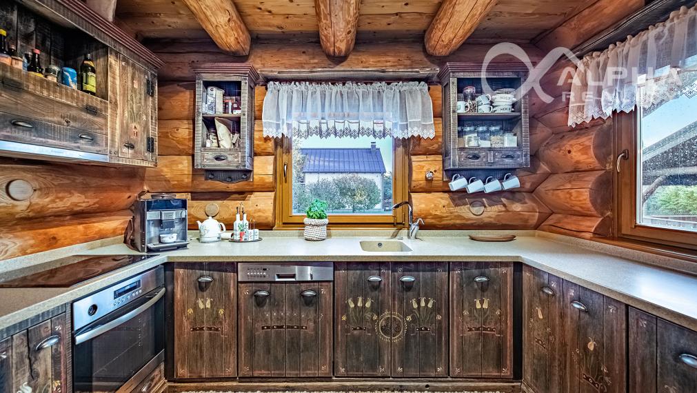 Zrubový rodinný dom, Veľká Lomnica