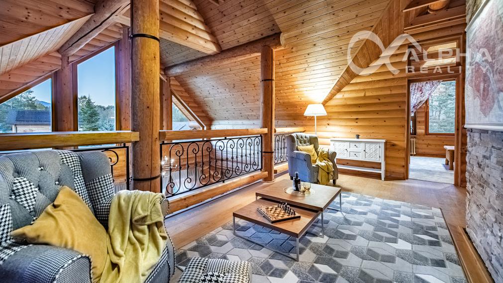 Zrubový rodinný dom, Veľká Lomnica