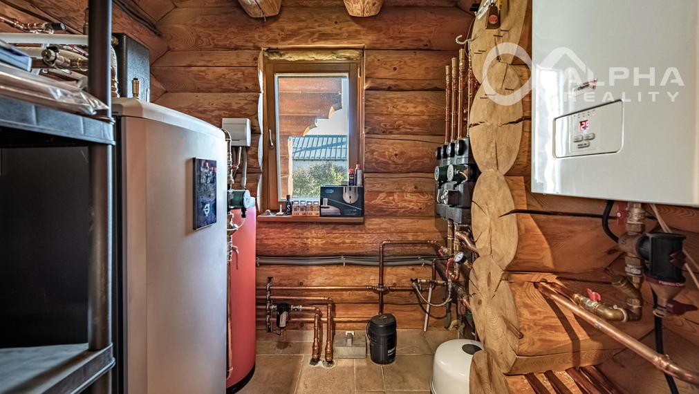 Zrubový rodinný dom, Veľká Lomnica