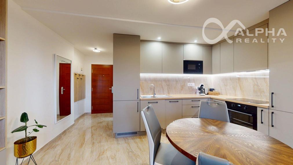 Prenájom garsónka s parkovaním, centrum, Spišská Nová ves