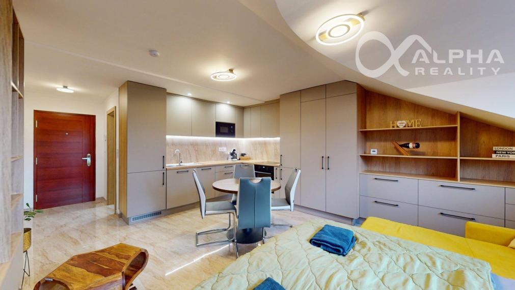 Prenájom garsónka s parkovaním, centrum, Spišská Nová ves