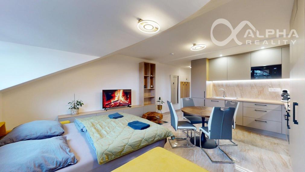 Prenájom garsónka s parkovaním, centrum, Spišská Nová ves