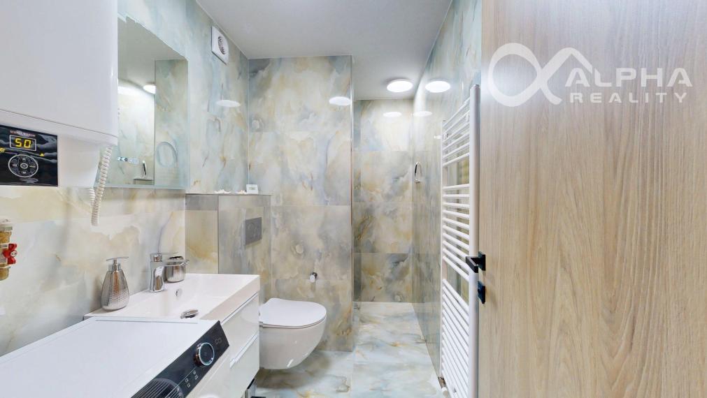 Prenájom garsónka s parkovaním, centrum, Spišská Nová ves