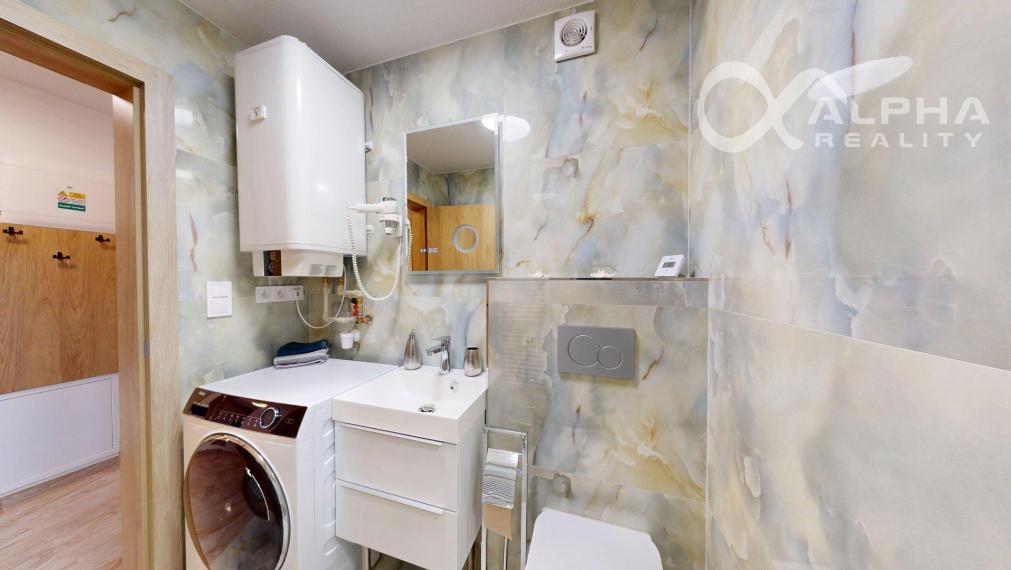 Prenájom garsónka s parkovaním, centrum, Spišská Nová ves