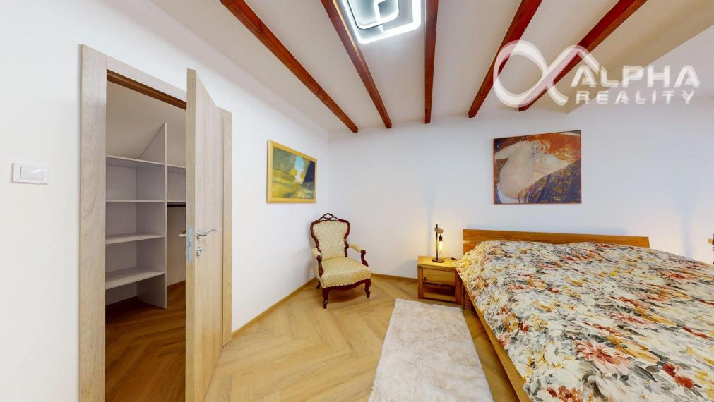 Prenájom 2i byt s parkovaním, centrum, Spišská Nová Ves