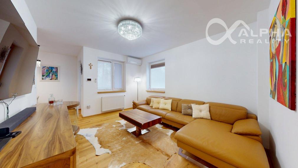 Nadštandardný 3i byt s loggiou, parkovaním, Tarča, Sp.N.Ves