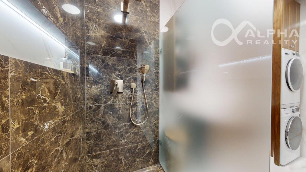 Nadštandardný 3i byt s loggiou, parkovaním, Tarča, Sp.N.Ves