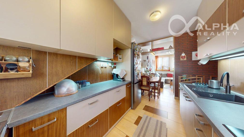 EXKLUZÍVNE 3i podkrovný byt s terasou, centrum, Spišská Nová Ves